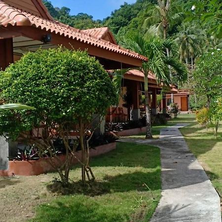 Koh Ngai Kaimuk Thong Resort Εξωτερικό φωτογραφία