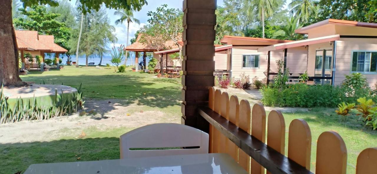 Koh Ngai Kaimuk Thong Resort Εξωτερικό φωτογραφία