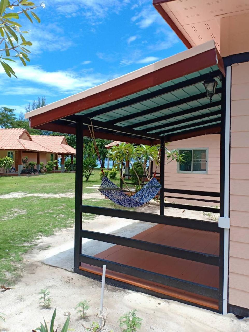 Koh Ngai Kaimuk Thong Resort Εξωτερικό φωτογραφία