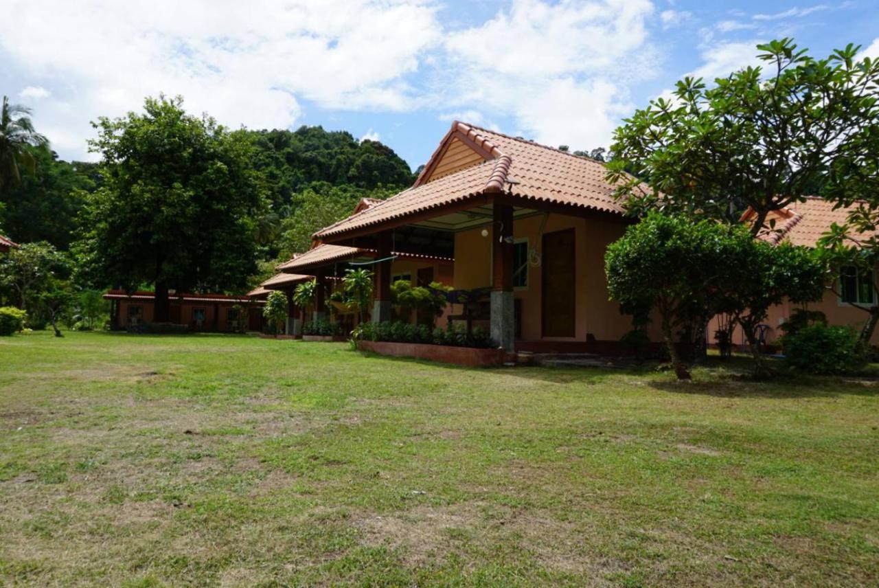 Koh Ngai Kaimuk Thong Resort Εξωτερικό φωτογραφία